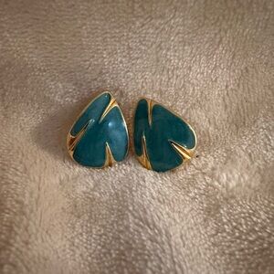 Vintage Elegant Gold and Teal clip on Earrings